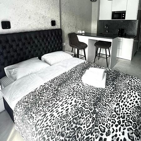 Vem Apartment Калипсо Одеса Екстериор снимка