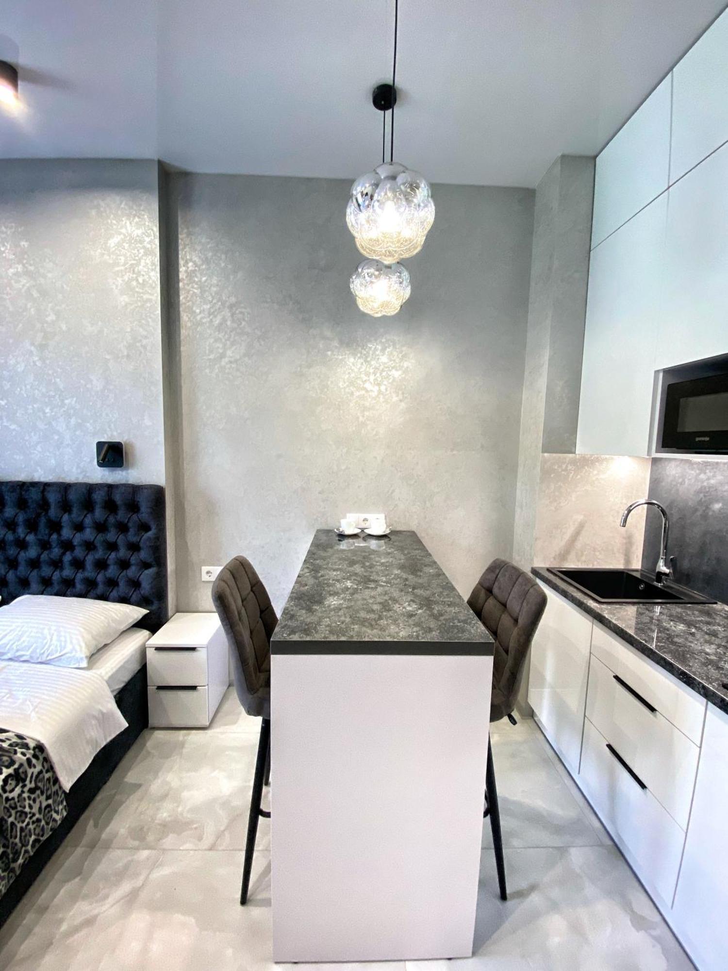 Vem Apartment Калипсо Одеса Екстериор снимка